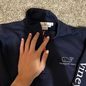 Vineyard vine navy pullover
